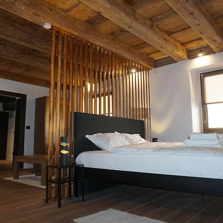Hirscher Haus Apartmán *